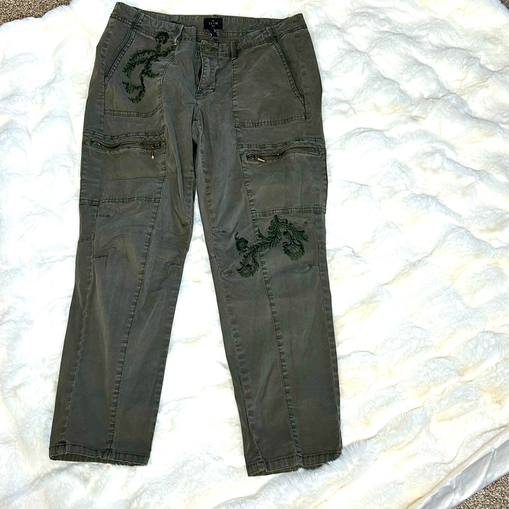 White House Black Market Slim Crop pants - Size 10 - w/ Green Detailing
